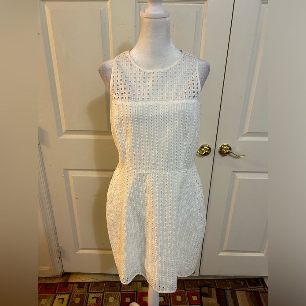 Banana Republic white eyelet dress, size 10 Petite